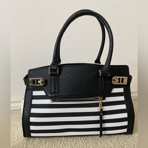 Striped black and white pattern purse